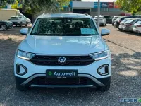 Gebraucht VW T-Roc Life 150 PS (110 kW) 2023 Pure white SUV