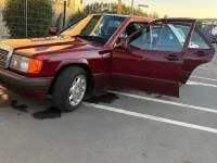 Gebraucht Mercedes 190 122 PS (89 kW) 1993 Rot Limousine