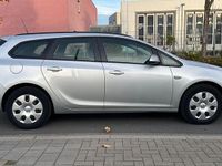 Gebraucht Opel Astra Selection 110 PS (80 kW) 2011 Silber Kombi