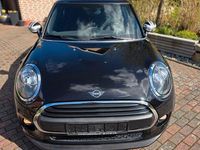 Second-hand Mini ONE 102 CP (75 kW) 2018 Negru Hatchback