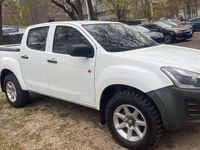 Second-hand Isuzu D-Max 163 CP (119 kW) 2019 Alb SUV