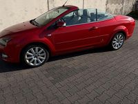 Gebraucht Ford Focus Cabriolet 101 PS (74 kW) 2008 Rot Cabrio