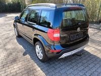 Gebraucht Skoda Yeti Active 105 PS (77 kW) 2015 Schwarz SUV