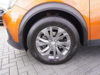 Gebraucht Peugeot 2008 Active 131 PS (96 kW) 2021 Orange SUV