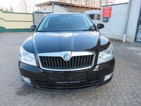Gebraucht Skoda Octavia Ambiente 122 PS (89 kW) 2013 Schwarz Kombi