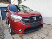 Gebraucht Dacia Lodgy Comfort 102 PS (75 kW) 2020 Rot Van / Kleinbus