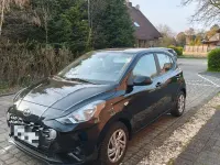 Gebraucht Hyundai i10 Select 67 PS (49 kW) 2020 Schwarz Kleinwagen