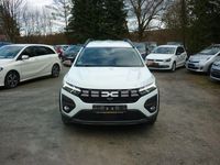 Gebraucht Dacia Jogger 141 PS (103 kW) 2024 Weiß Van / Kleinbus