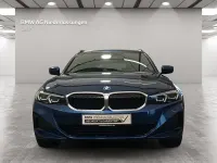 Gebraucht BMW 330e Sport Line 292 PS (214 kW) 2023 Blau Kombi