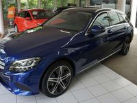 Gebraucht Mercedes C300e 211 PS (155 kW) 2020 Brillantblau Kombi