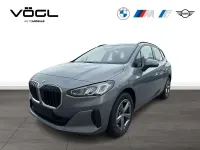 Neu BMW 218 Active Tourer 136 PS (100 kW) 2026 Silber Van / Kleinbus
