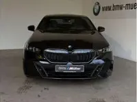 Neu BMW 540 286 PS (210 kW) 2026 Schwarz (saphirschwarz metallic) Limousine