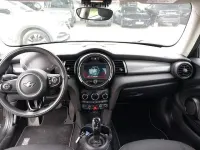 Gebraucht Mini Cooper 136 PS (100 kW) 2020 Midnight black metallic midnight black metallic Kleinwagen