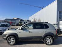 Gebraucht Hyundai Tucson 140 PS (102 kW) 2010 Silber SUV