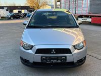 Gebraucht Mitsubishi Colt Plus 95 PS (69 kW) 2012 Silber Kleinwagen