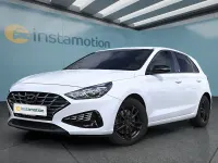 Gebraucht Hyundai i30 120 PS (88 kW) 2021 Weiß Kleinwagen