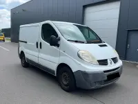 Gebraucht Renault Trafic 114 PS (83 kW) 2011 Weiß Van / Kleinbus