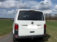 Gebraucht VW Transporter 102 PS (75 kW) 2019 Weiß Van