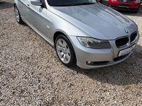 Gebraucht BMW 320 184 PS (135 kW) 2010 Silber Limousine