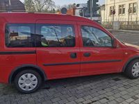 Gebraucht Opel Combo 90 PS (66 kW) 2006 Rot Van