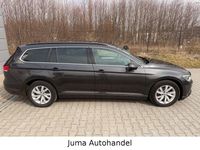 Gebraucht VW Passat 150 PS (110 kW) 2019 Grau Kombi