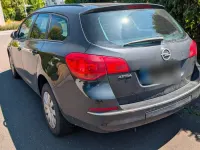 Gebraucht Opel Astra 116 PS (85 kW) 2015 Schwarz Kombi