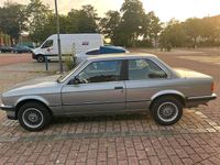 Gebraucht BMW 318 Basis 102 PS (75 kW) 1986 Coupé