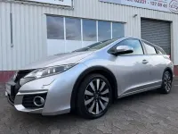 Gebraucht Honda Civic Lifestyle 141 PS (103 kW) 2015 Alabaster silver Kombi