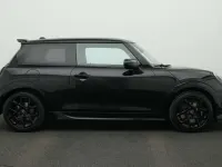 Gebraucht Mini John Cooper Works 204 PS (150 kW) 2025 Schwarz Kleinwagen