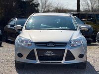 Gebraucht Ford Focus Trend 105 PS (77 kW) 2011 Silber Limousine