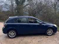 Gebraucht Opel Astra 140 PS (102 kW) 2008 Blau Kleinwagen