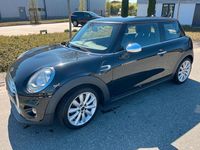 Second-hand Mini Cooper 136 CP (100 kW) 2017 Negru Hatchback