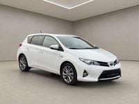 Gebraucht Toyota Auris Hybrid Life+ 108 PS (79 kW) 2013 Weiß Limousine