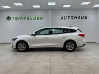 Gebraucht Ford Focus Cool & Connect 101 PS (74 kW) 2021 Weiß Kombi