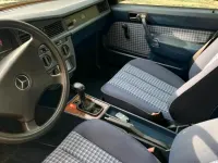 Gebraucht Mercedes 190 109 PS (80 kW) 1992 Blau Limousine