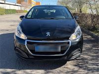 Second-hand Peugeot 208 Active 82 CP (60 kW) 2018 Negru Hatchback