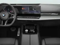 Gebraucht BMW 520 Comfort Edition 197 PS (144 kW) 2026 Schwarz Limousine