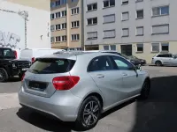 Gebraucht Mercedes A180 122 PS (89 kW) 2012 Silber Limousine