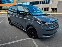 Używany VW Multivan Life 150 KM (110 kW) 2024 Szary Minivan