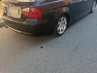 Gebraucht BMW 325 218 PS (160 kW) 2006 Schwarz Limousine