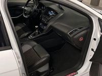 Gebraucht Ford Focus ST 250 PS (183 kW) 2015 Weiß Limousine