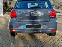 Gebraucht VW Polo 60 PS (44 kW) 2014 Grau Kleinwagen