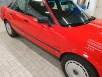 Używany Audi 80 Basis 90 KM (66 kW) 1994 Czerwony Sedan/Limuzyna