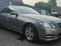 Gebraucht Mercedes E200 Avantgarde 136 PS (100 kW) 2011 Grau Limousine