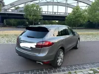 Gebraucht Porsche Cayenne Diesel 245 PS (180 kW) 2011 Andere farben SUV