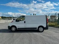 Gebraucht Renault Trafic 109 PS (80 kW) 2013 Weiß Van / Kleinbus