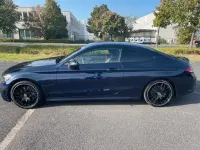 Gebraucht Mercedes C300 258 PS (189 kW) 2018 Blau Coupé