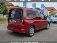 Neu Ford Tourneo Connect Titanium 122 PS (89 kW) 2026 Maple red metallic Van / Kleinbus