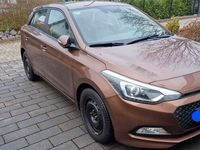 gebraucht Hyundai i20 1.4 INTRO EDITION INTRO EDITION