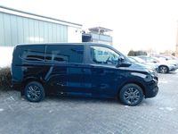 Neu Ford Tourneo Titanium 150 PS (110 kW) 2026 Agate black Van / Kleinbus